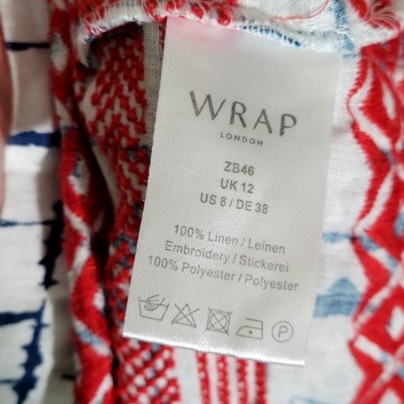 Wrap London Stylish Black and Red Patterned Women's Dress - Picture 4 of 7